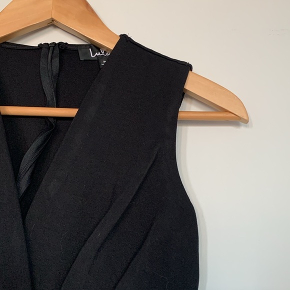 Lulu’s Cocktail Hour Black Sleeveless Tulip Mini Dress Size Medium - Picture 6 of 13